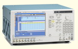 AWG5002C — генератор сигналов произвольной формы